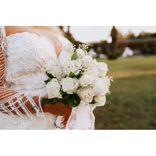 Medium-sized Bouquet of Lily, Rose, Lisianthus with Fresh Greens