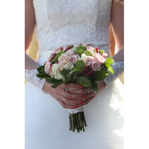 Mixed Rose, Green Chrysanthemum, and Italian Ruscus Bouquet